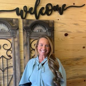 Meet your Posher, Kelly